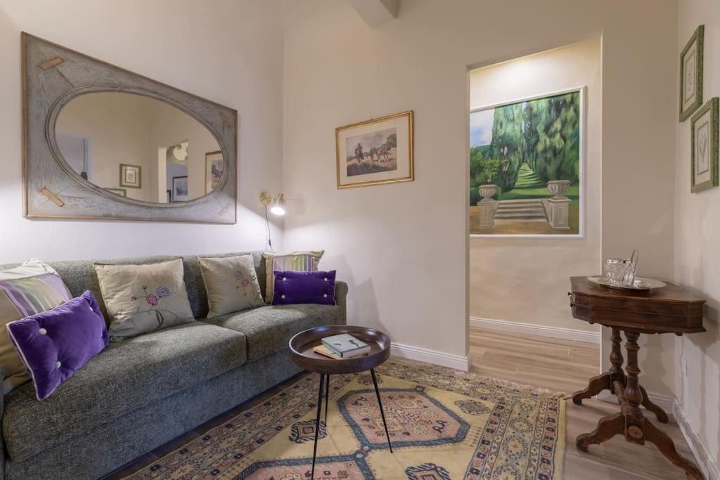 Oltrarno Family In Appartement *